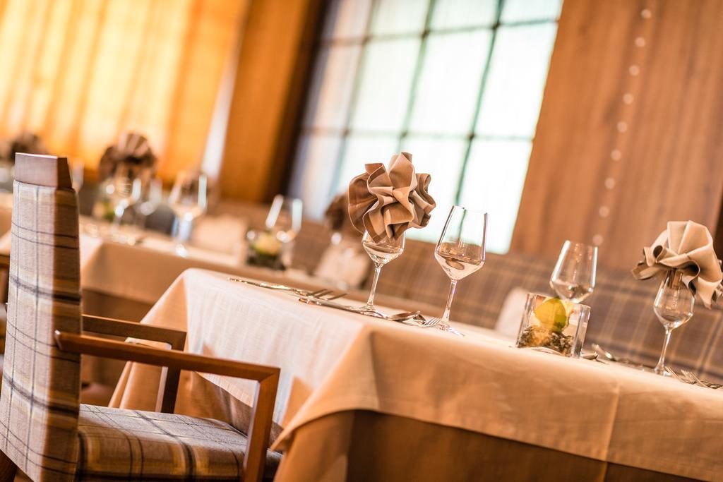 Alpine Luxury Spa Resort Schwarzenstein Lutago Ngoại thất bức ảnh