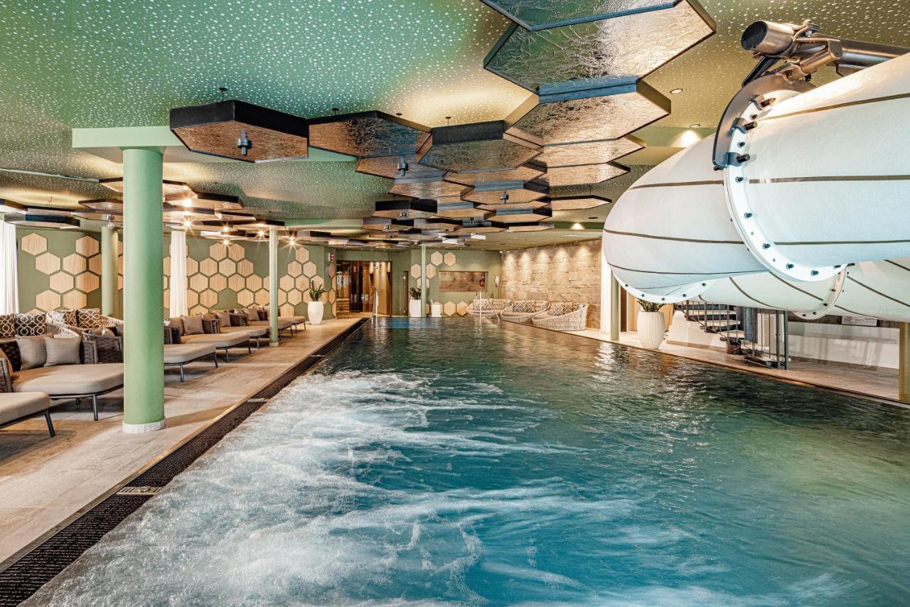Alpine Luxury Spa Resort Schwarzenstein Lutago Ngoại thất bức ảnh